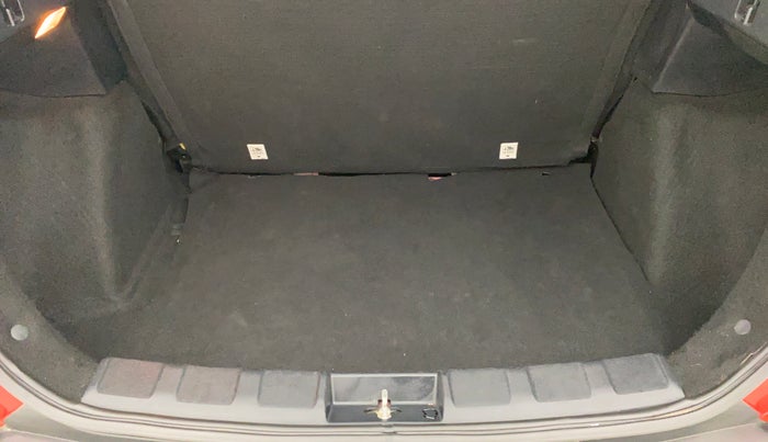 2020 Tata NEXON XM SUNROOF 1.2 RTN, Petrol, Manual, 27,665 km, Boot Inside