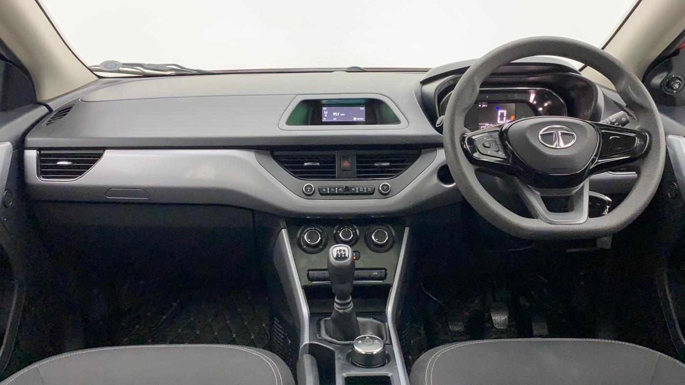 2020 Tata NEXON XM SUNROOF 1.2 RTN, Petrol, Manual, 27,665 km, Dashboard