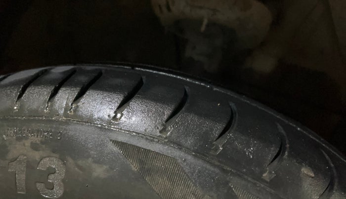 2021 Hyundai NEW SANTRO SPORTZ EXECUTIVE MT CNG, CNG, Manual, 83,292 km, Right Front Tyre Tread