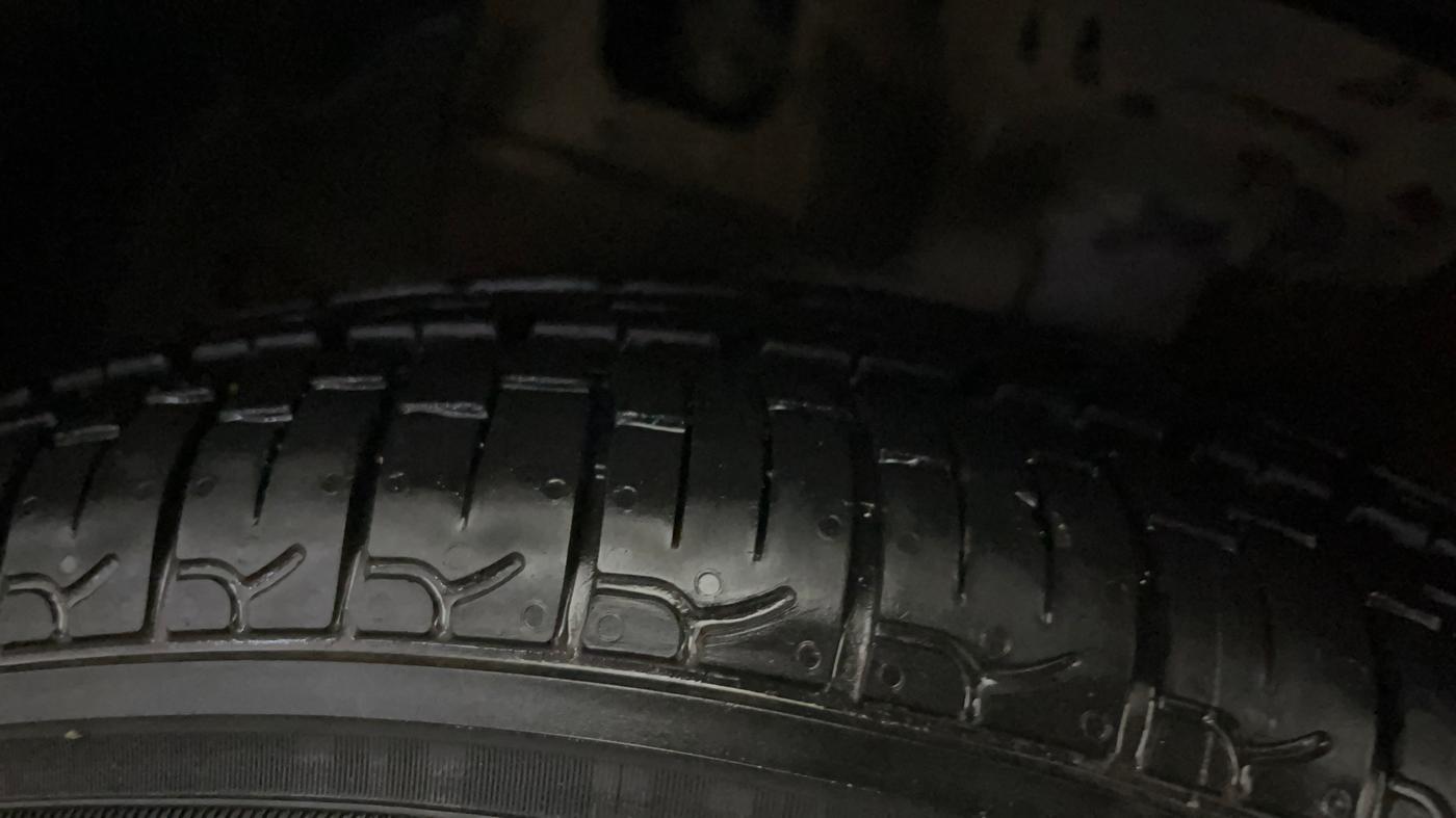 2021 Hyundai NEW SANTRO SPORTZ EXECUTIVE MT CNG, CNG, Manual, 83,331 km, Left Front Tyre Tread