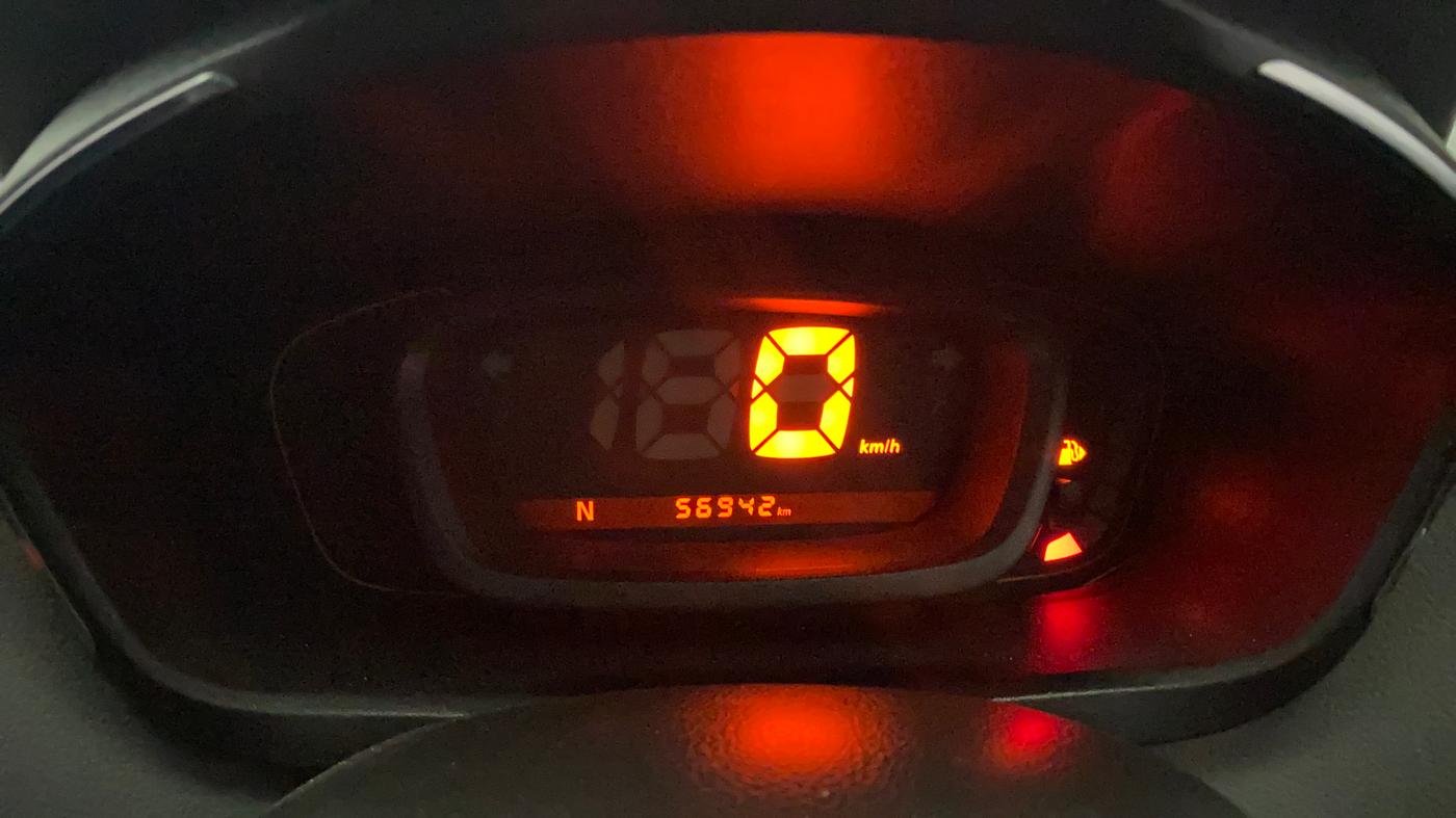 2018 Renault Kwid RXT 1.0 AMT, Petrol, Automatic, 56,942 km, Odometer Image