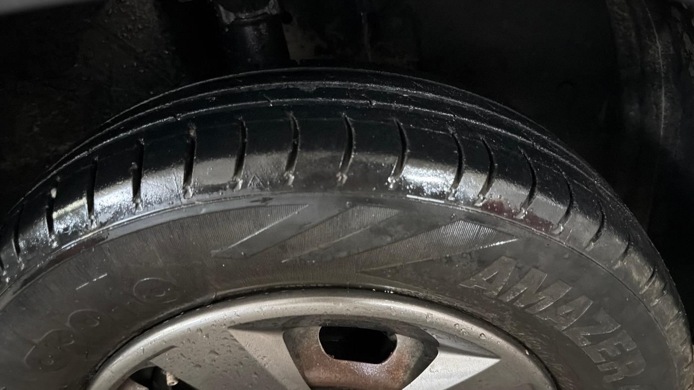 2016 Renault Kwid RXT 0.8 (O), Petrol, Manual, 71,561 km, Right Front Tyre Tread