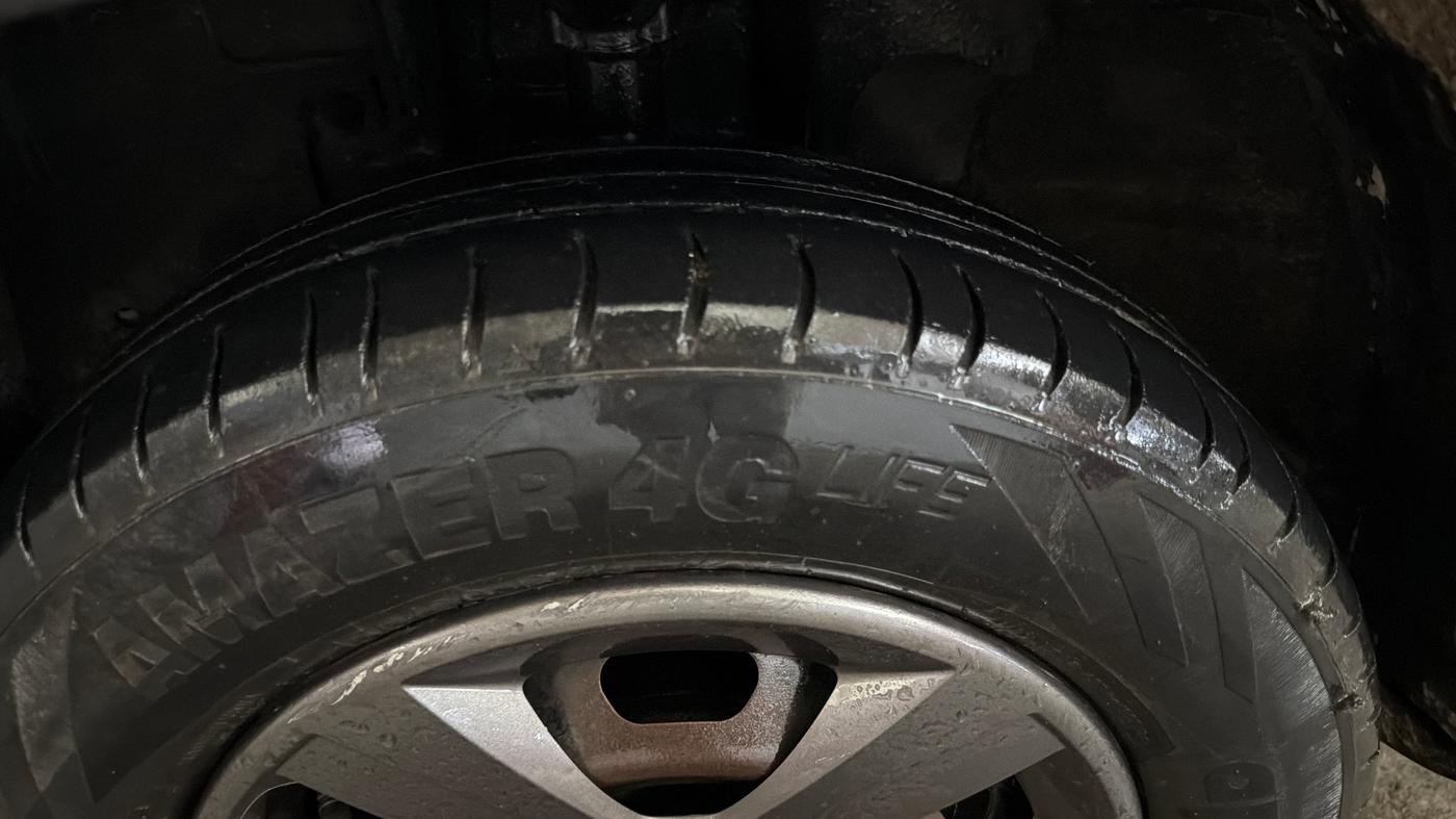 2016 Renault Kwid RXT 0.8 (O), Petrol, Manual, 71,561 km, Left Front Tyre Tread