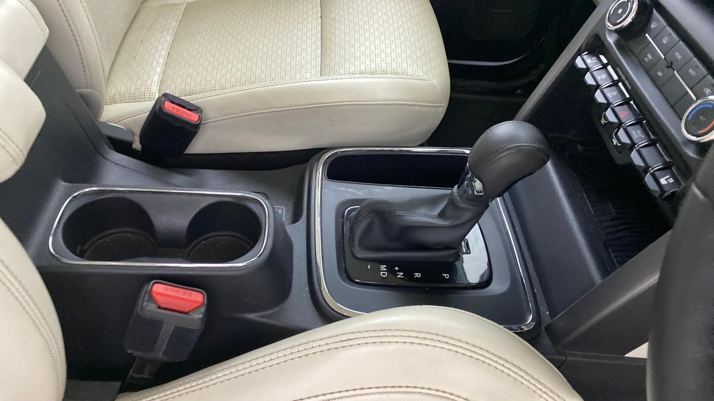 2025 Mahindra Thar Roxx  AX7 L Petrol AT 2WD, Petrol, Automatic, 29,898 km, Gear Lever