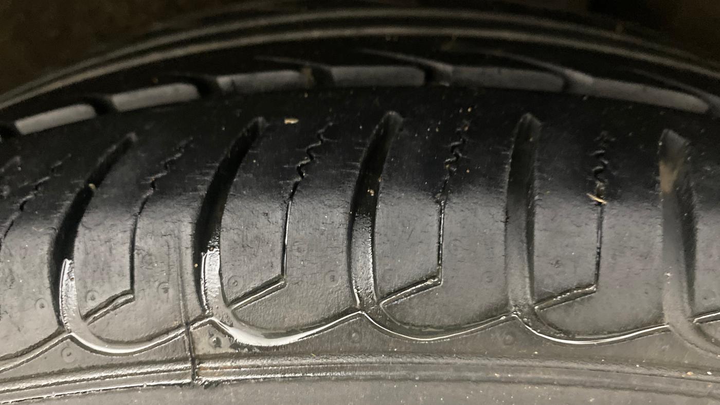 2019 Ford Ecosport TITANIUM + 1.5L PETROL AT, Petrol, Automatic, 32,034 km, Left Rear Tyre Tread