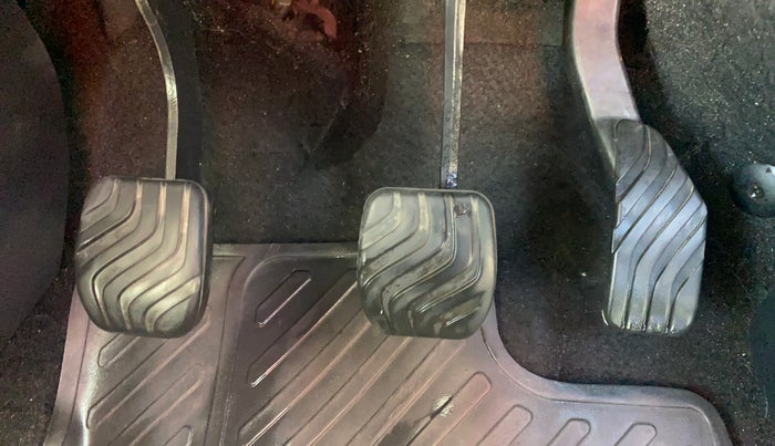 2021 Nissan MAGNITE XL, Petrol, Manual, 45,481 km, Pedals