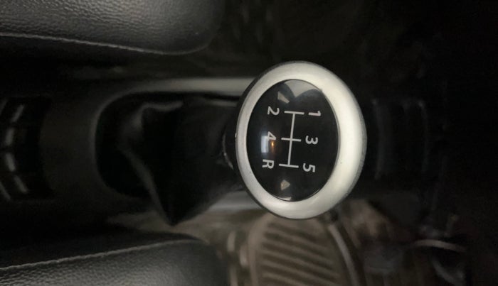 2015 Maruti Wagon R 1.0 VXI, Petrol, Manual, 28,879 km, Gear Lever