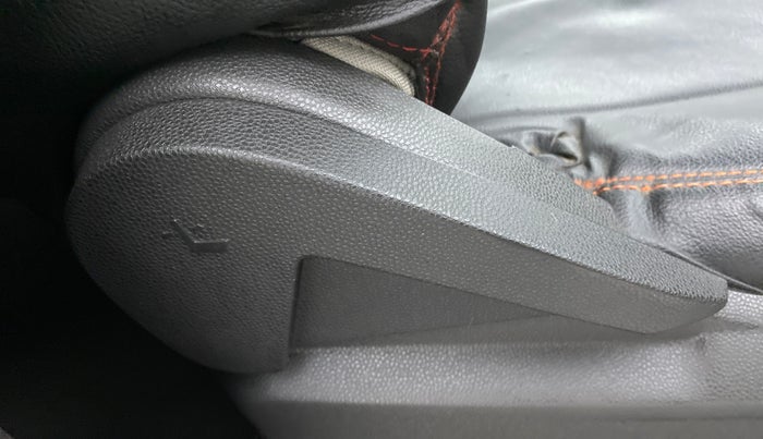 2014 Ford Ecosport 1.5AMBIENTE TI VCT, Petrol, Manual, 85,905 km, Driver Side Adjustment Panel