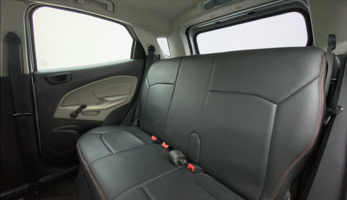 2014 Ford Ecosport 1.5AMBIENTE TI VCT, Petrol, Manual, 85,905 km, Right Side Rear Door Cabin