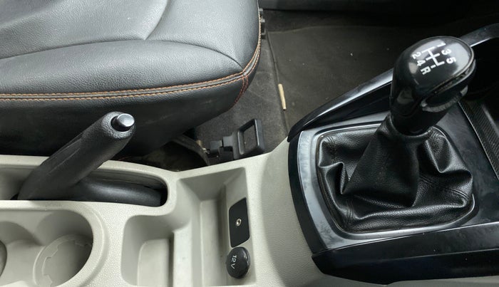 2014 Ford Ecosport 1.5AMBIENTE TI VCT, Petrol, Manual, 85,905 km, Gear Lever