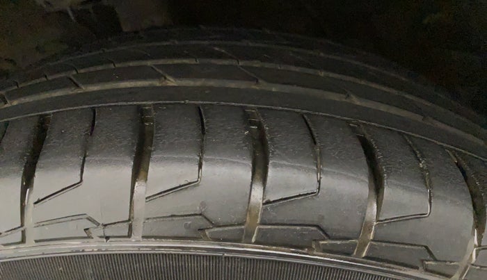 2020 Hyundai Creta SX 1.5 PETROL, Petrol, Manual, 16,496 km, Left Front Tyre Tread