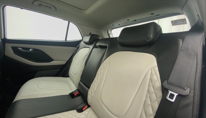 2020 Hyundai Creta SX 1.5 PETROL, Petrol, Manual, 16,496 km, Right Side Rear Door Cabin