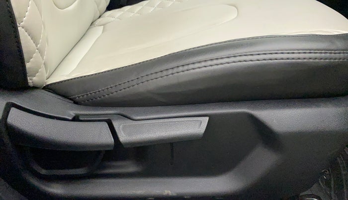 2020 Hyundai Creta SX 1.5 PETROL, Petrol, Manual, 16,496 km, Driver Side Adjustment Panel