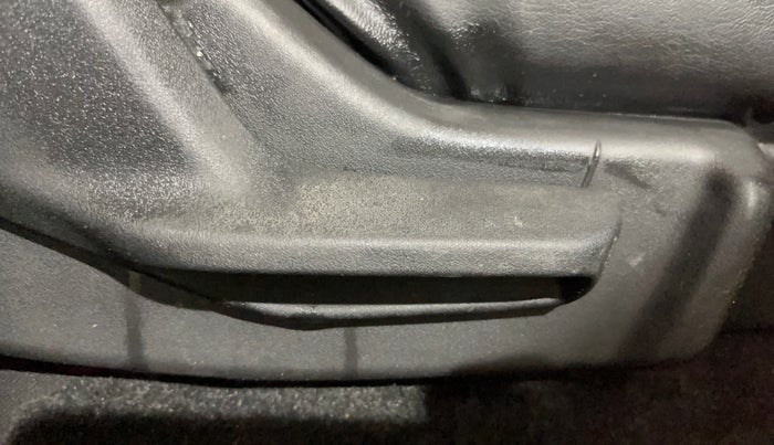 2022 Maruti Celerio ZXI, Petrol, Manual, 38,767 km, Driver Side Adjustment Panel