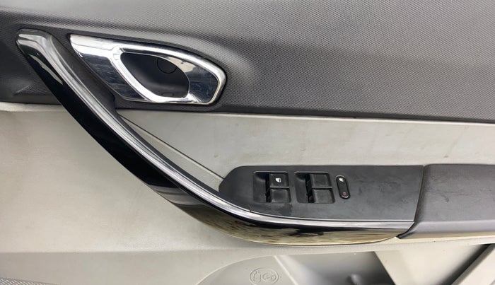 2020 Tata Tiago XZ PLUS PETROL, Petrol, Manual, 51,274 km, Driver Side Door Panels Control