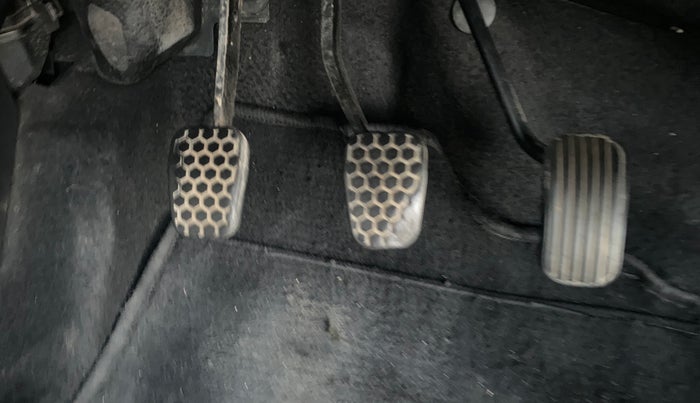 2023 Tata Tiago XT CNG, CNG, Manual, 71,795 km, Pedals