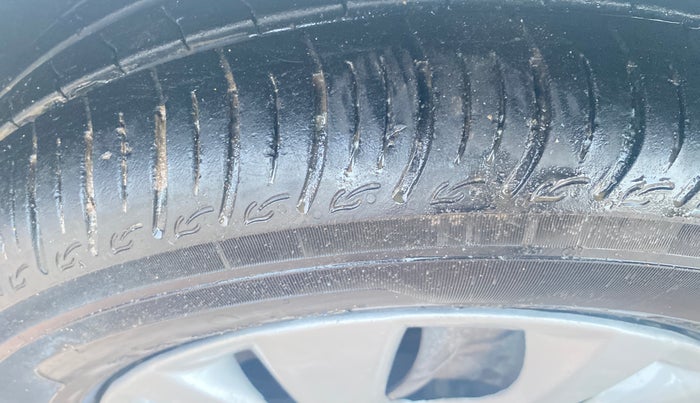 2023 Tata Tiago XT CNG, CNG, Manual, 71,795 km, Left Front Tyre Tread