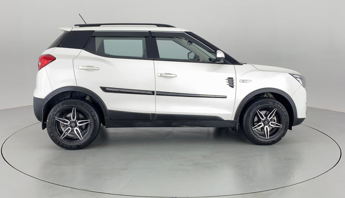 2020 Mahindra XUV300 1.2 W6 MT, Petrol, Manual, 18,028 km, Right Side View