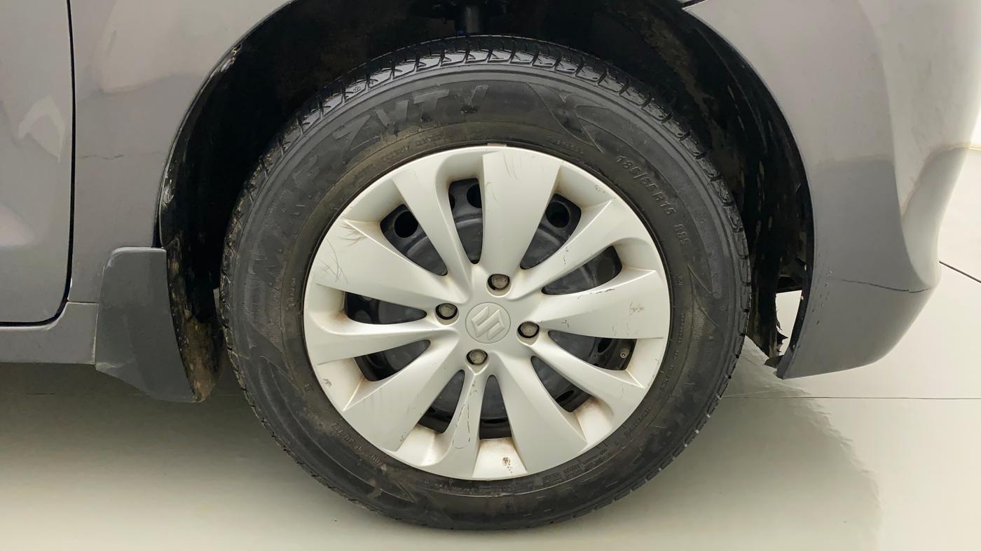 2017 Maruti Baleno DELTA PETROL 1.2, Petrol, Manual, 39,033 km, Right Front Wheel
