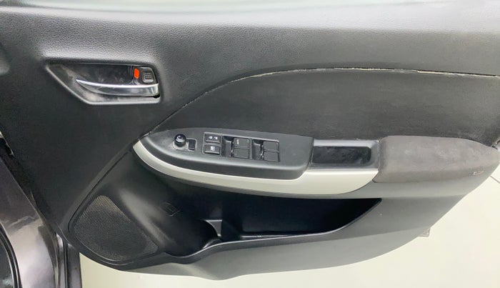 2017 Maruti Baleno DELTA PETROL 1.2, Petrol, Manual, 39,033 km, Driver Side Door Panels Control