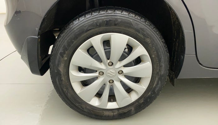 2017 Maruti Baleno DELTA PETROL 1.2, Petrol, Manual, 39,033 km, Right Rear Wheel