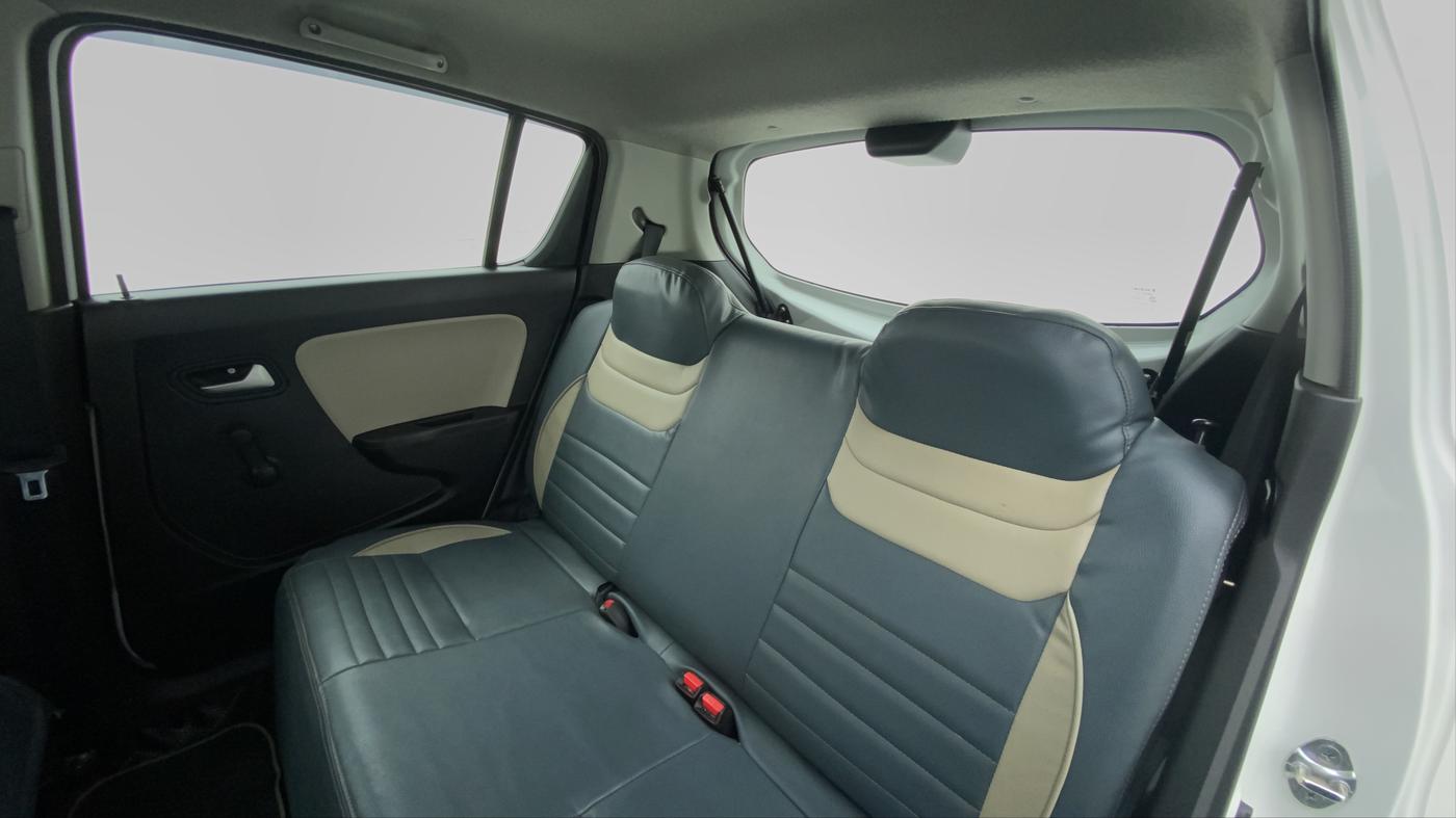2019 Maruti Alto LXI, Petrol, Manual, 17,141 km, Right Side Rear Door Cabin