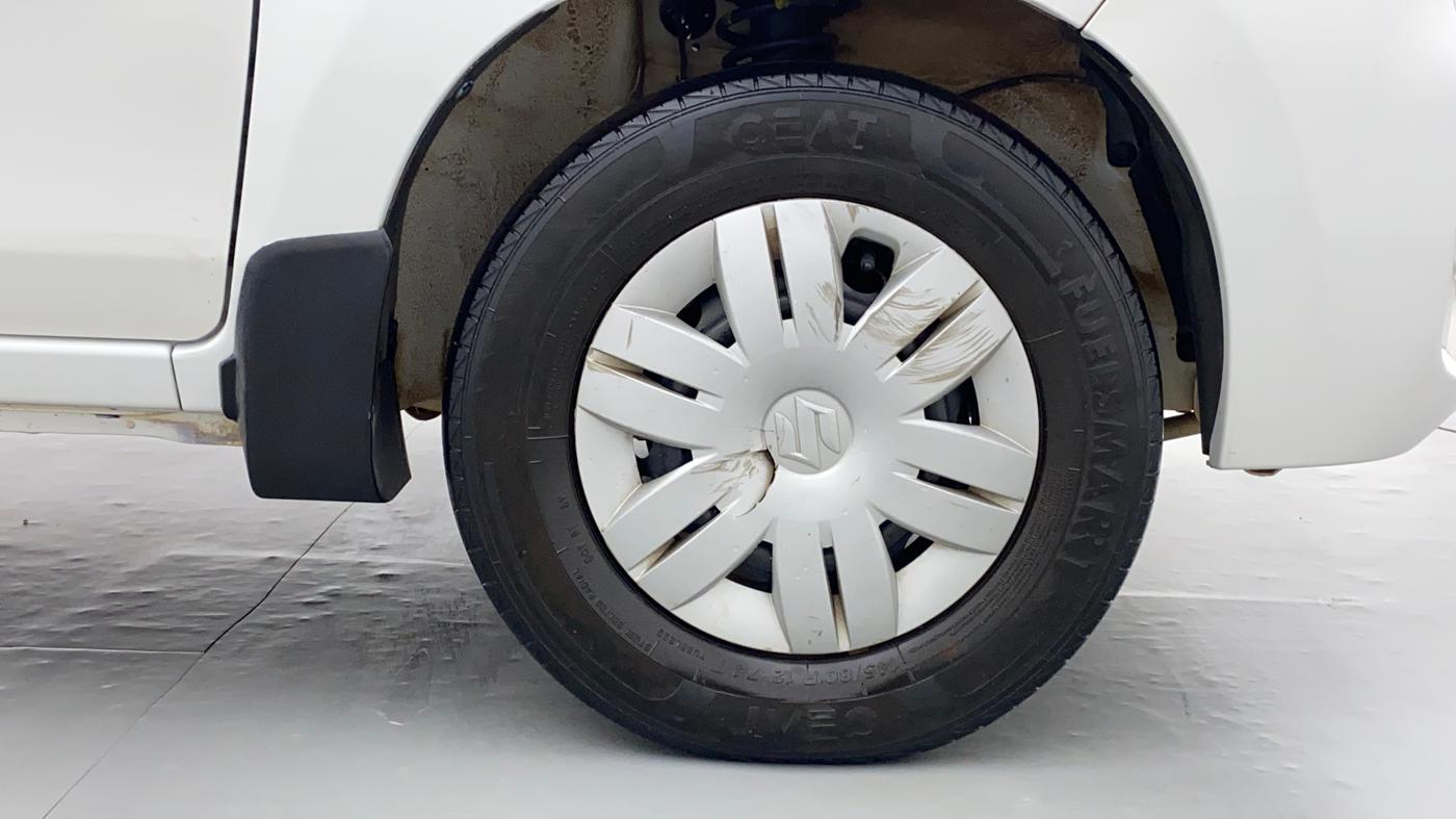 2019 Maruti Alto LXI, Petrol, Manual, 17,141 km, Right Front Wheel