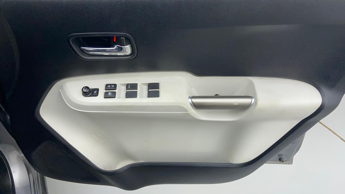 2019 Maruti IGNIS ALPHA 1.2, Petrol, Manual, 29,558 km, Driver Side Door Panels Control