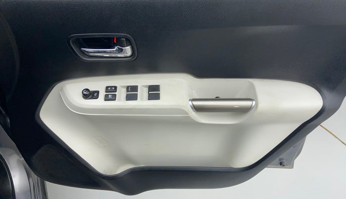 2019 Maruti IGNIS ALPHA 1.2, Petrol, Manual, 29,558 km, Driver Side Door Panels Control