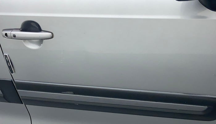 2019 Maruti IGNIS ALPHA 1.2, Petrol, Manual, 29,558 km, Driver-side door - Minor scratches