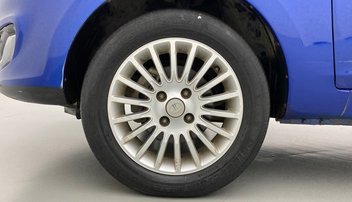 2014 Tata Zest XMS RT, Petrol, Manual, 51,426 km, Left Front Wheel