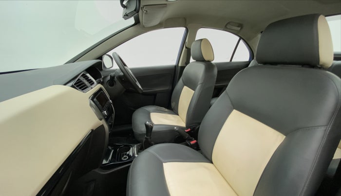 2014 Tata Zest XMS RT, Petrol, Manual, 51,426 km, Right Side Front Door Cabin