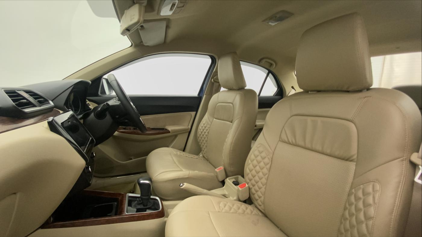2018 Maruti Dzire ZXI PLUS AMT, Petrol, Automatic, 35,198 km, Right Side Front Door Cabin