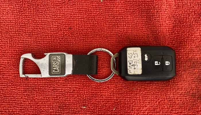 2018 Maruti Dzire ZXI PLUS AMT, Petrol, Automatic, 35,198 km, Key Close Up