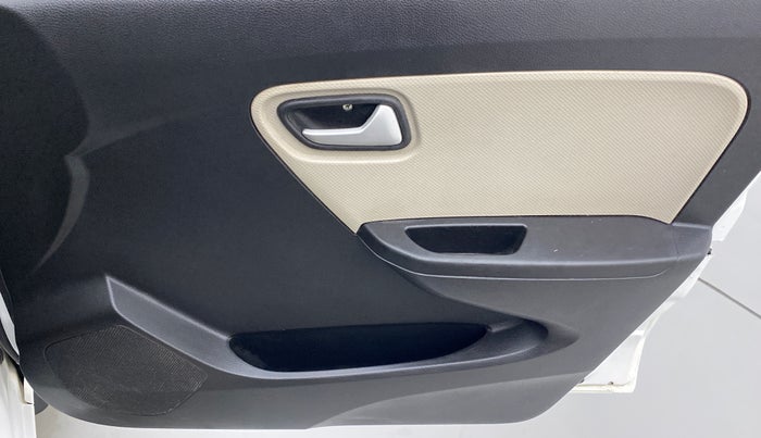 2022 Maruti Alto LXI CNG (O), CNG, Manual, 22,067 km, Driver Side Door Panels Control
