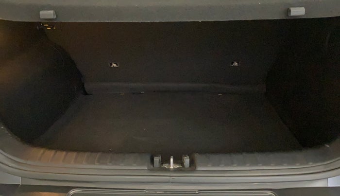 2023 KIA SONET X LINE 1.0 DCT, Petrol, Automatic, 9,927 km, Boot Inside