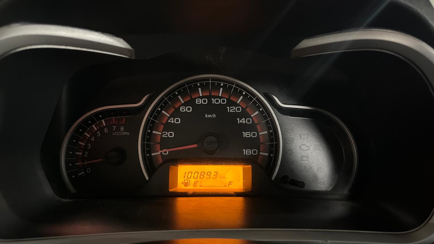 2017 Maruti Alto K10 VXI, Petrol, Manual, 1,00,893 km, Odometer Image