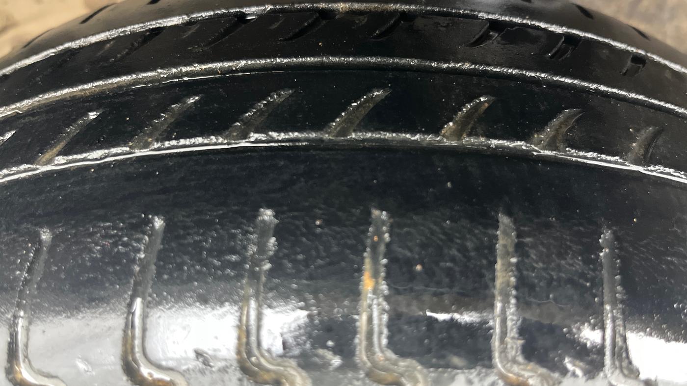 2017 Maruti Alto K10 VXI, Petrol, Manual, 1,00,893 km, Left Front Tyre Tread