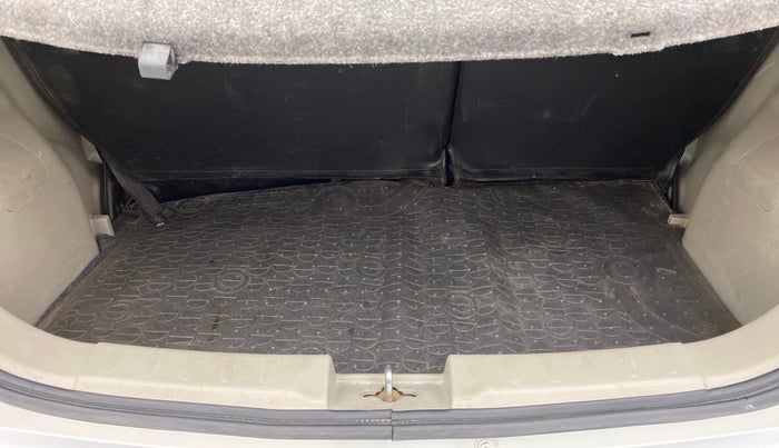 2016 Maruti Celerio ZXI, Petrol, Manual, 86,819 km, Boot Inside