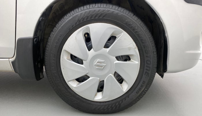 2016 Maruti Celerio ZXI, Petrol, Manual, 86,819 km, Right Front Wheel