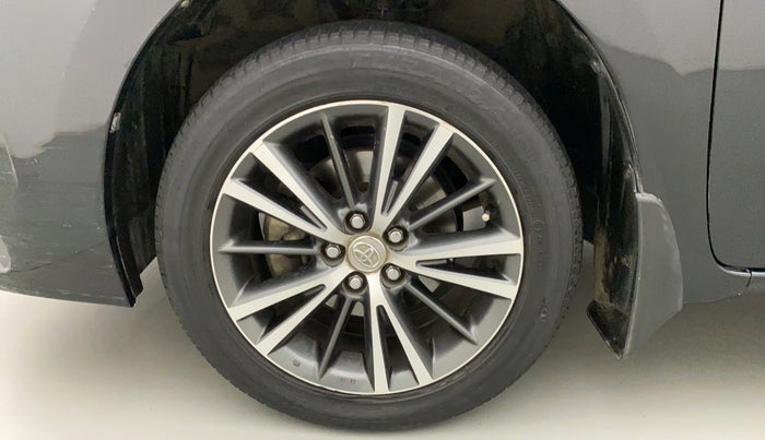 2018 Toyota Corolla Altis GL PETROL, Petrol, Manual, 79,045 km, Left Front Wheel