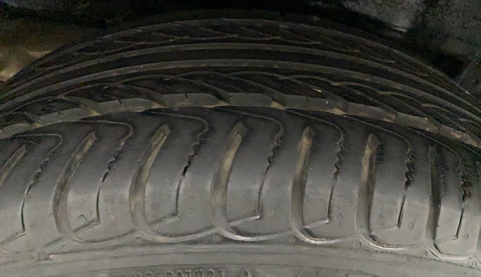 2018 Toyota Corolla Altis GL PETROL, Petrol, Manual, 79,045 km, Left Rear Tyre Tread