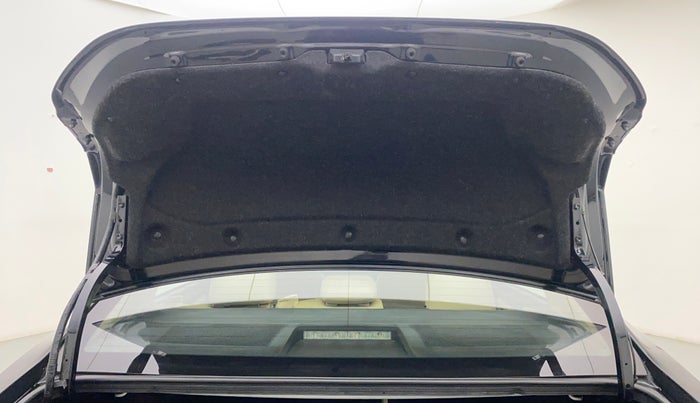 2018 Toyota Corolla Altis GL PETROL, Petrol, Manual, 79,045 km, Boot Door Open