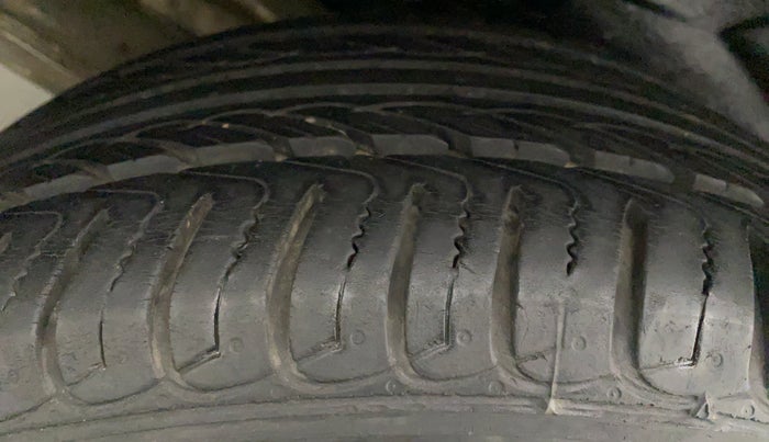 2018 Toyota Corolla Altis GL PETROL, Petrol, Manual, 79,045 km, Right Rear Tyre Tread