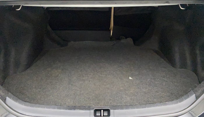 2018 Toyota Corolla Altis GL PETROL, Petrol, Manual, 79,045 km, Boot Inside