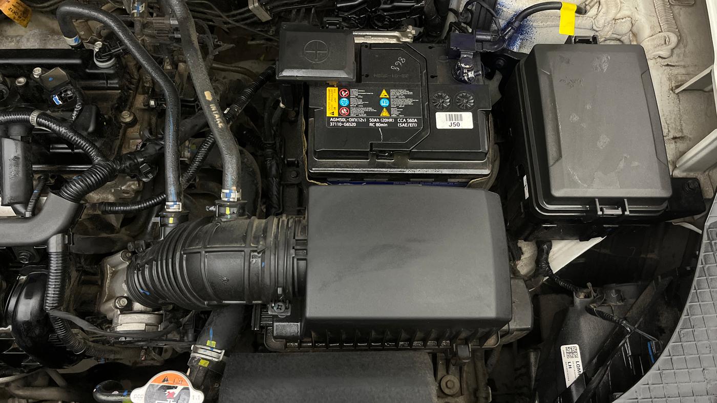 2024 Hyundai VENUE S 1.2, Petrol, Manual, 38,060 km, Engine View - Left