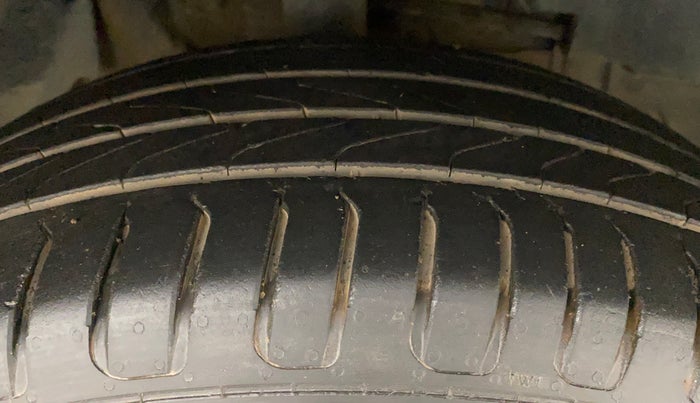 2019 Tata NEXON XZA PLUS DIESEL, Diesel, Automatic, 60,079 km, Right Front Tyre Tread