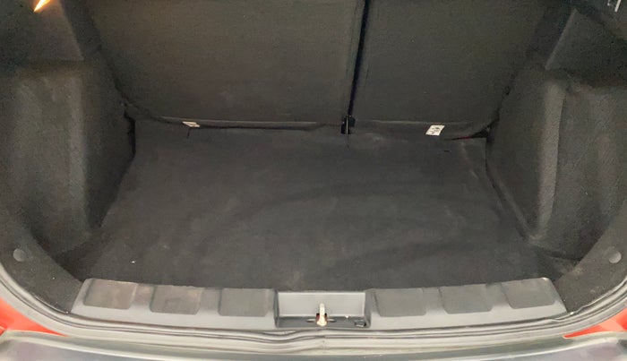 2019 Tata NEXON XZA PLUS DIESEL, Diesel, Automatic, 60,079 km, Boot Inside