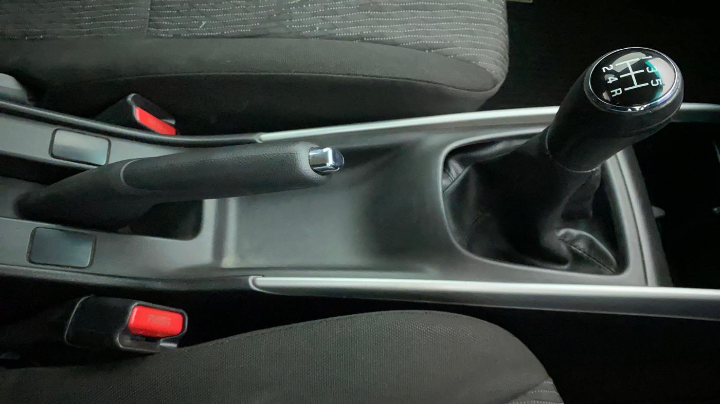 2016 Maruti Baleno ZETA PETROL 1.2, Petrol, Manual, 58,163 km, Gear Lever