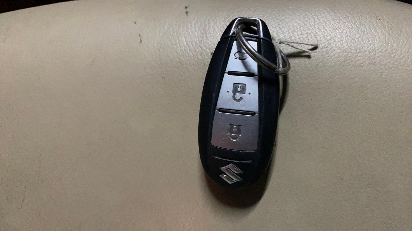 2022 Maruti Ciaz ALPHA 1.5 SHVS PETROL, Petrol, Manual, 86,158 km, Key Close Up